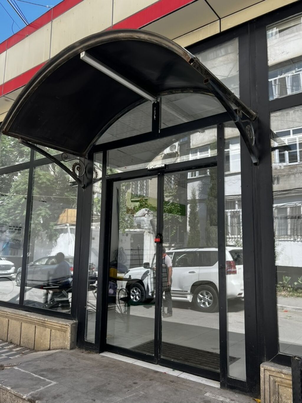 🏢 ƏHMƏDLİDƏ 220 m² TİCARƏT OBYEKTİ İCARƏYƏ VERİLİR! Əhmədlidə