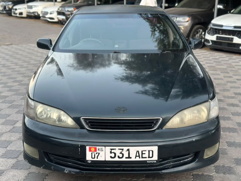 Продам Toyota Camry 1998 г., 2.5 л, автомат: фото 2