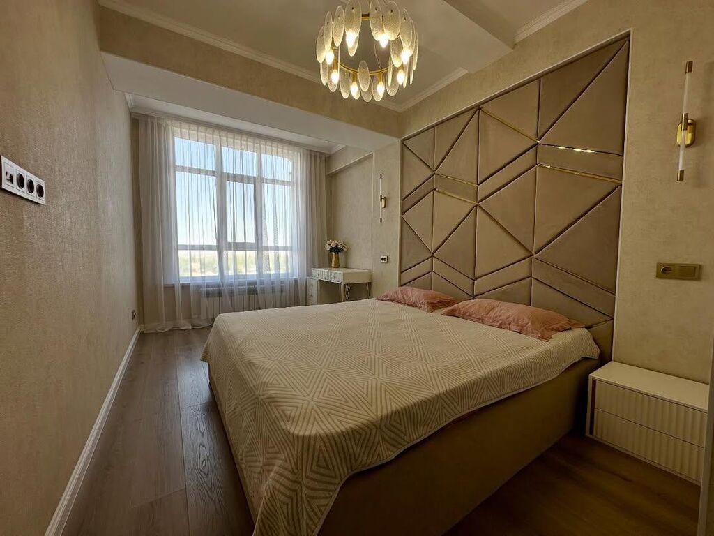 4 комнаты, 102 м², Аламедин-1 мкр Элитка, 8 этаж, Дизайнерский ремонт: фото 3