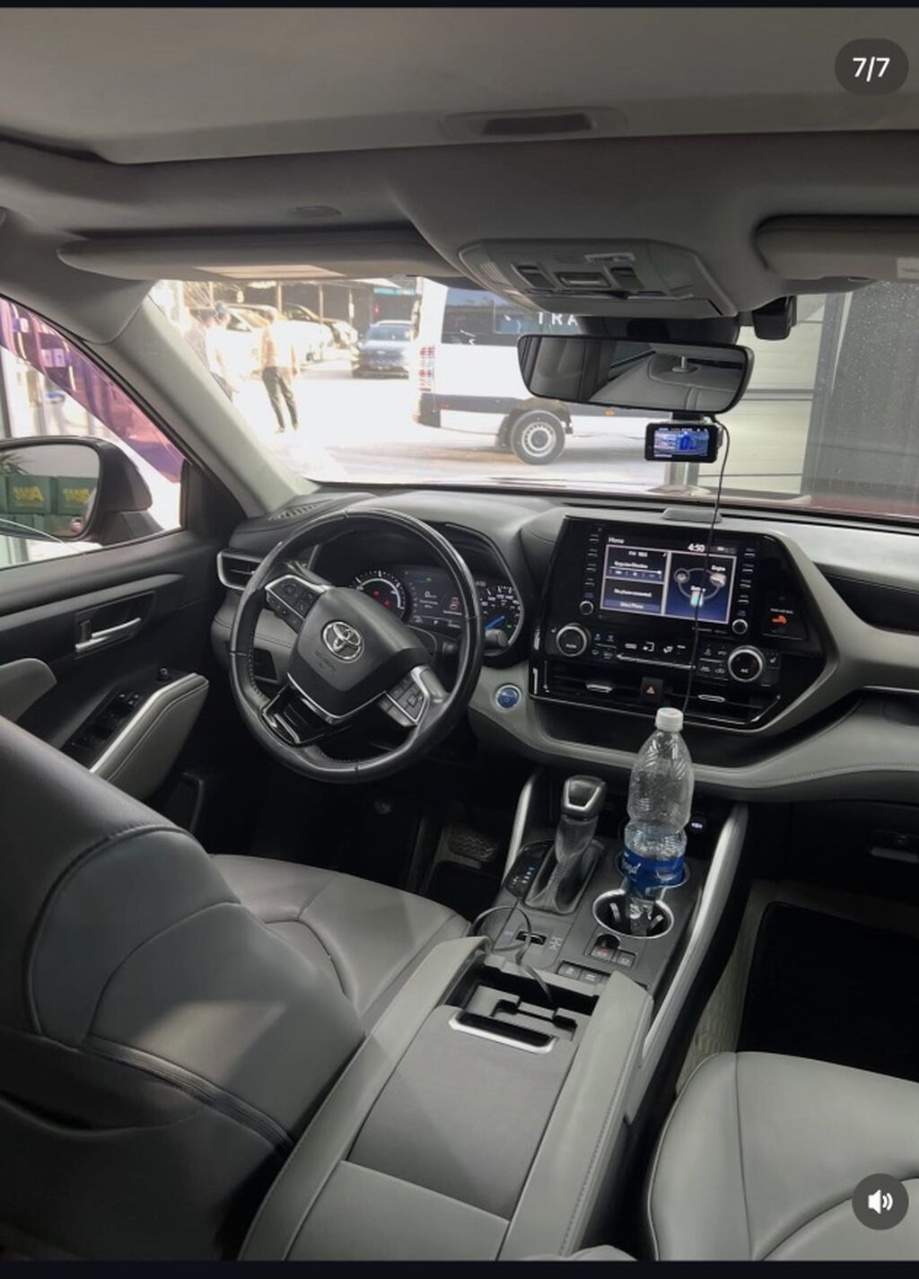 Toyota Highlander: 2020 г., 2.5 л, Гибрид, Внедорожник: фото 5