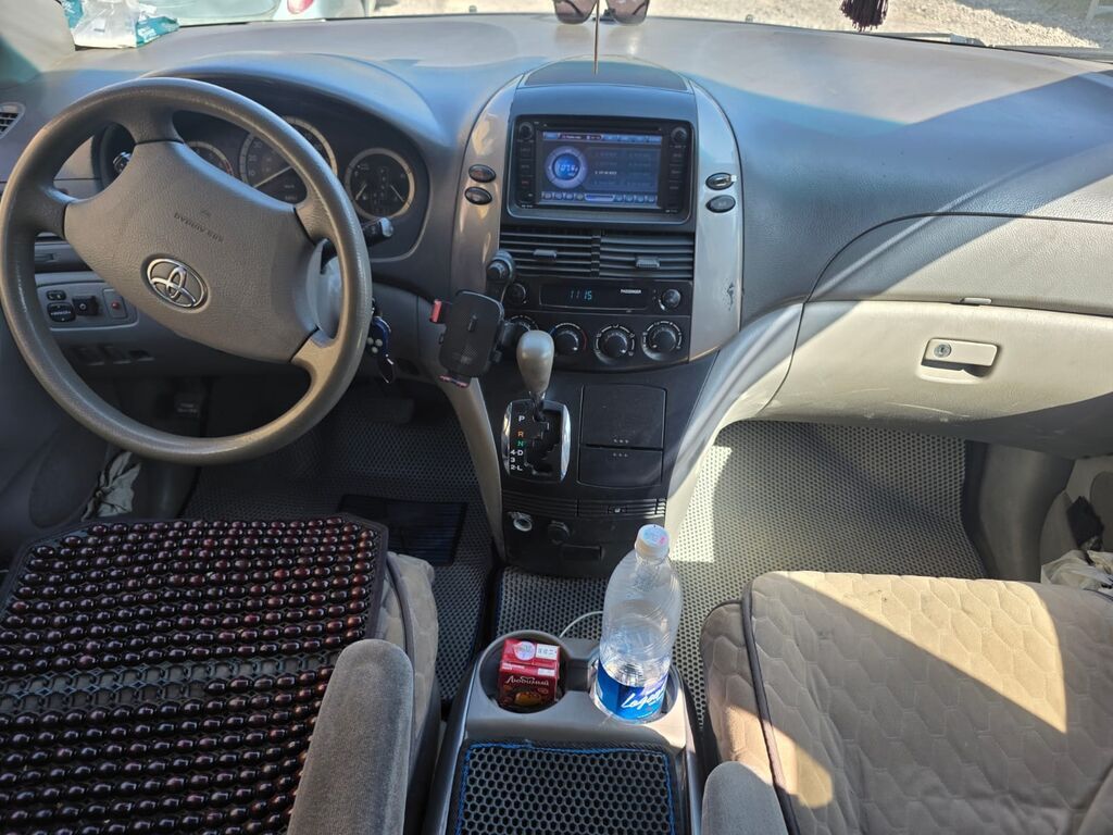 Toyota Sienna: 2006 г., 3.3 л, Автомат, Газ, Минивэн: фото 7