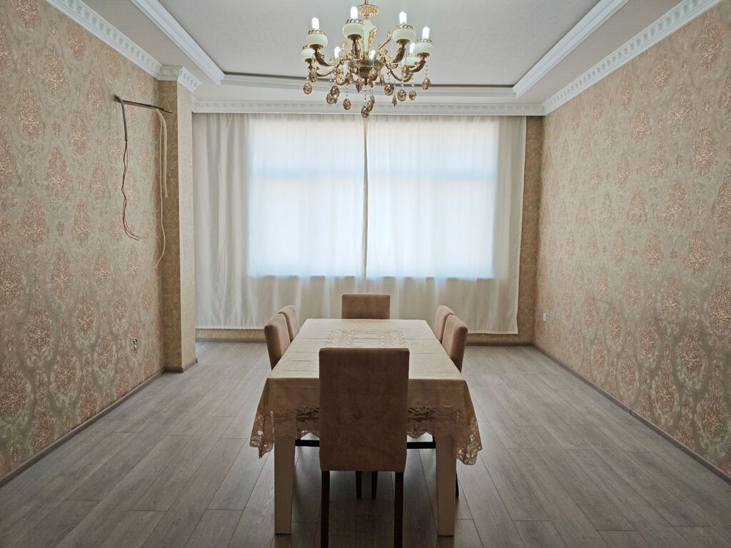 3 otaqlı, Yeni tikili, m. Gənclik, 140 kv. m