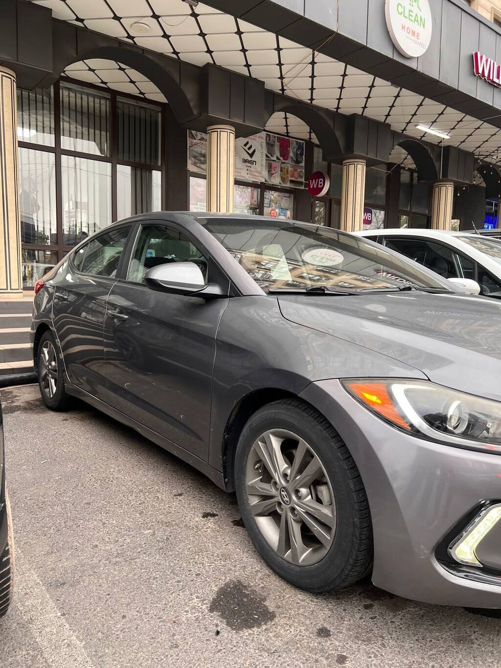 Hyundai Elantra: 2017 г., 2 л, Автомат, Бензин, Седан: фото 3