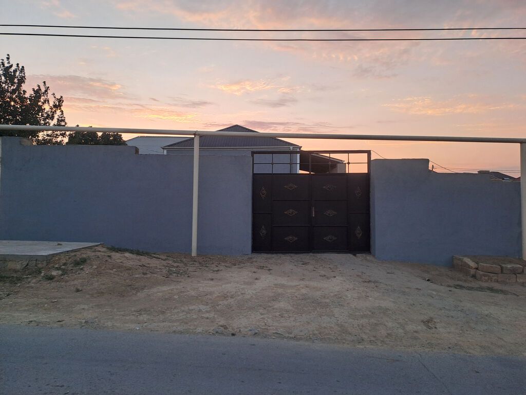 Hökməli 3 otaqlı, 63 kv. m, Yeni təmirli