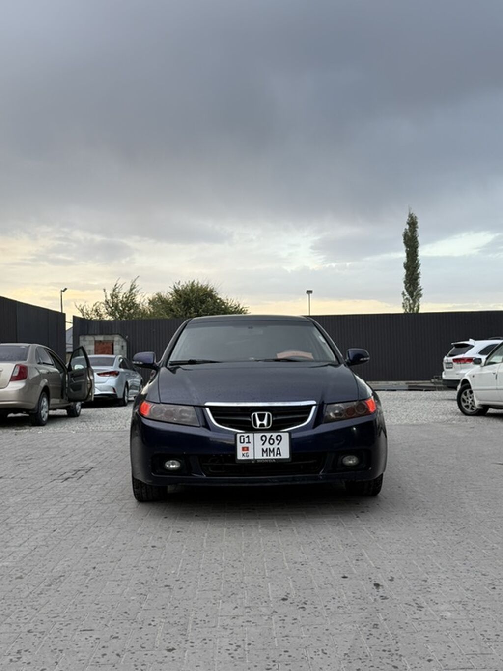 Honda Accord: 2004 г., 2.4 л, Автомат, Бензин, Седан: фото 2