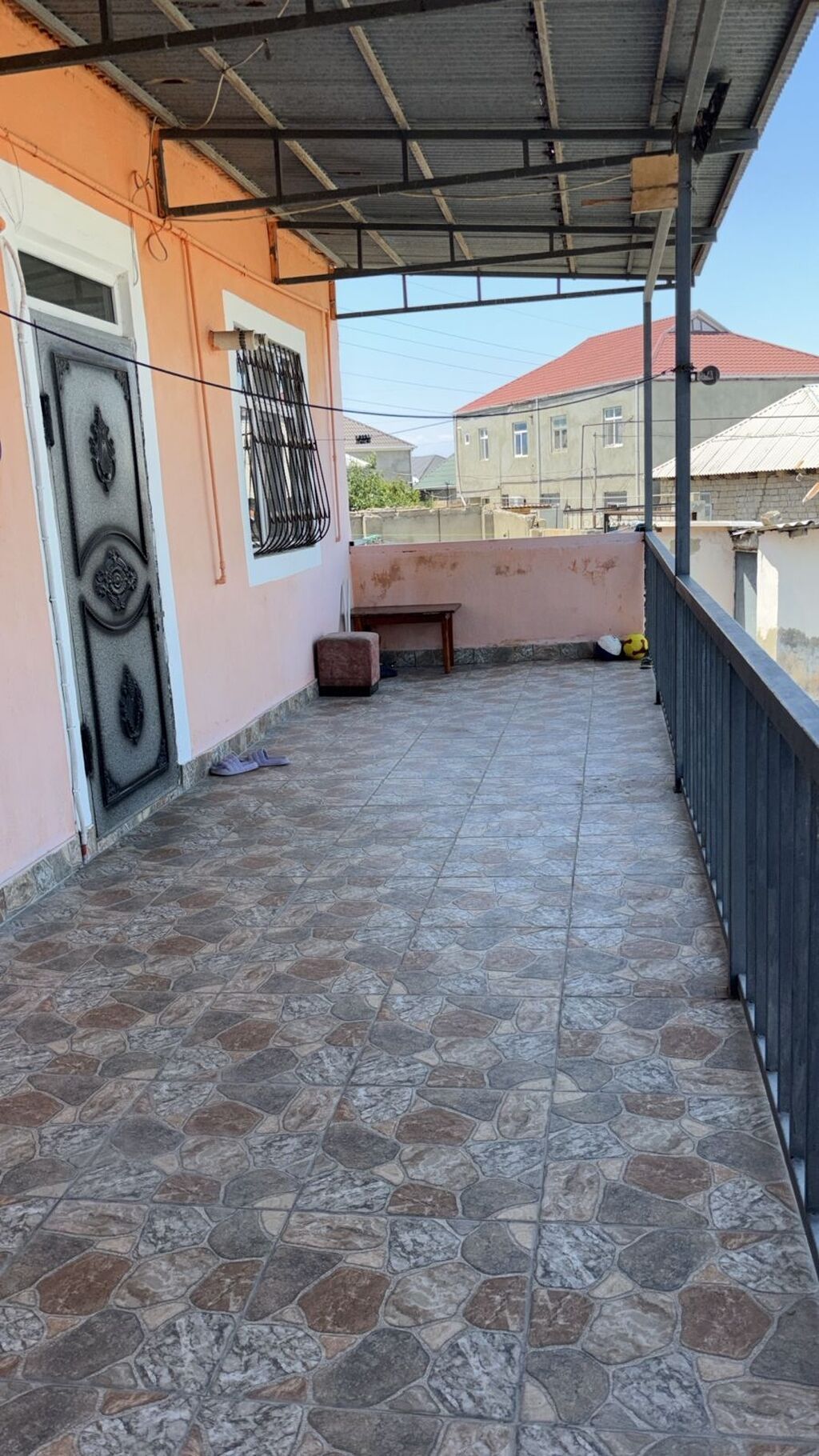 3 otaqlı, 115 kv. m, Orta təmir