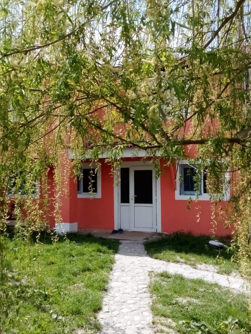 80 kv. m, 3 otaqlı, İnternet, Telefon, Qaz