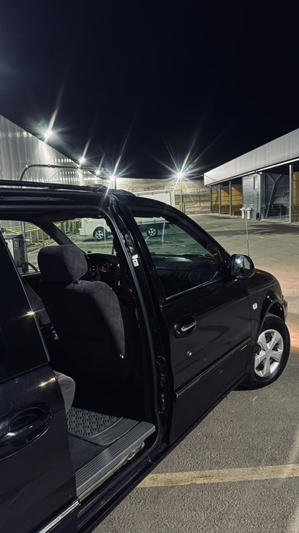 Kia Carnival: 2001 г., 2.9 л, Автомат, Дизель, Минивэн: фото 2
