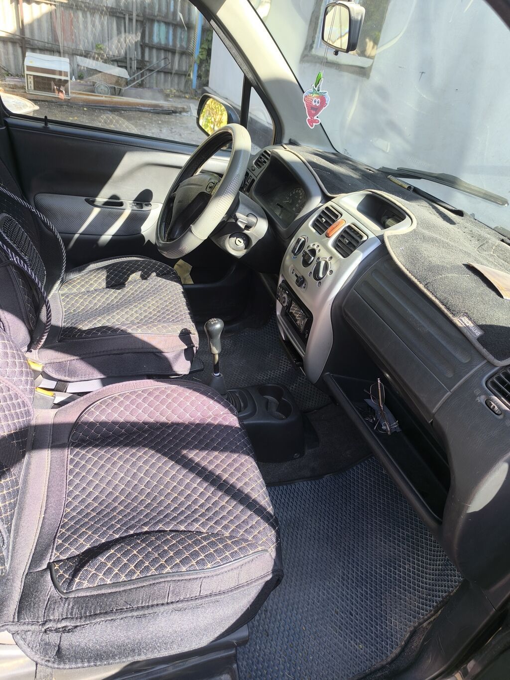Suzuki Wagon R+: 2003 г., 1.3 л, Механика, Бензин, Минивэн: фото 7