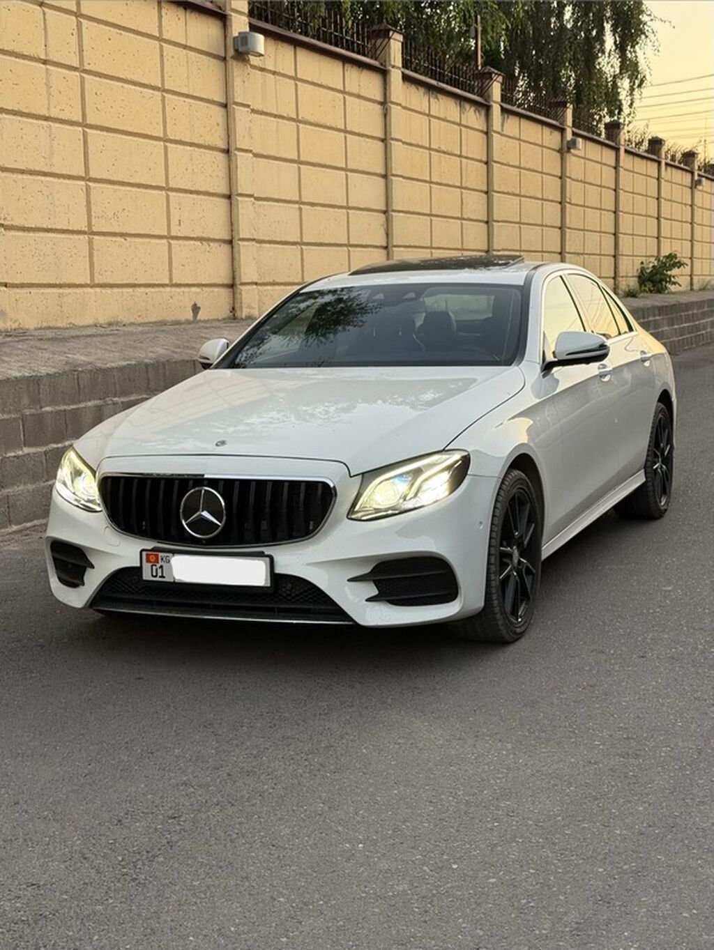 Mercedes-Benz E-Class: 2017 г., 2 л, Автомат, Бензин, Седан: фото 3