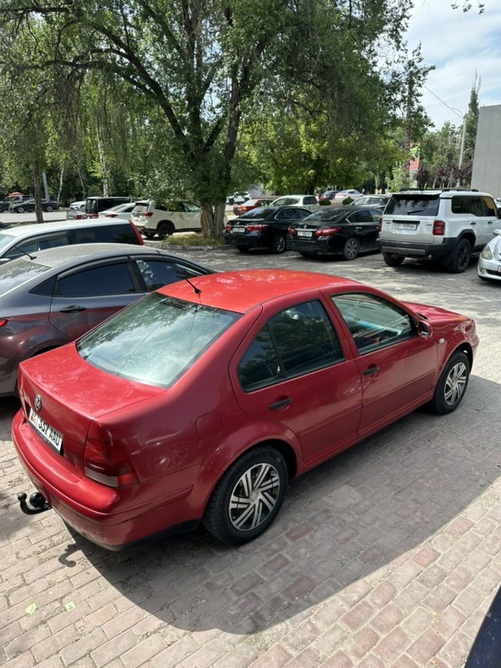 Volkswagen Bora: 2003 г., 1.6 л, Механика, Бензин, Седан: фото 6
