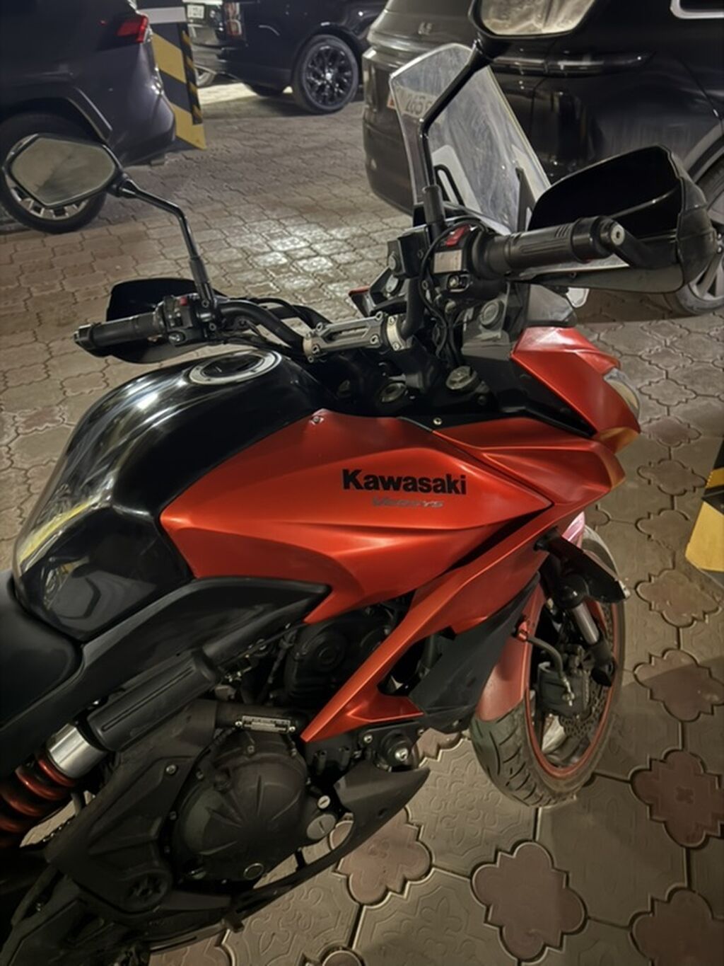 Kawasaki Versys 650 Гаражное хранение Торг уместен Характеристики и: фото 6