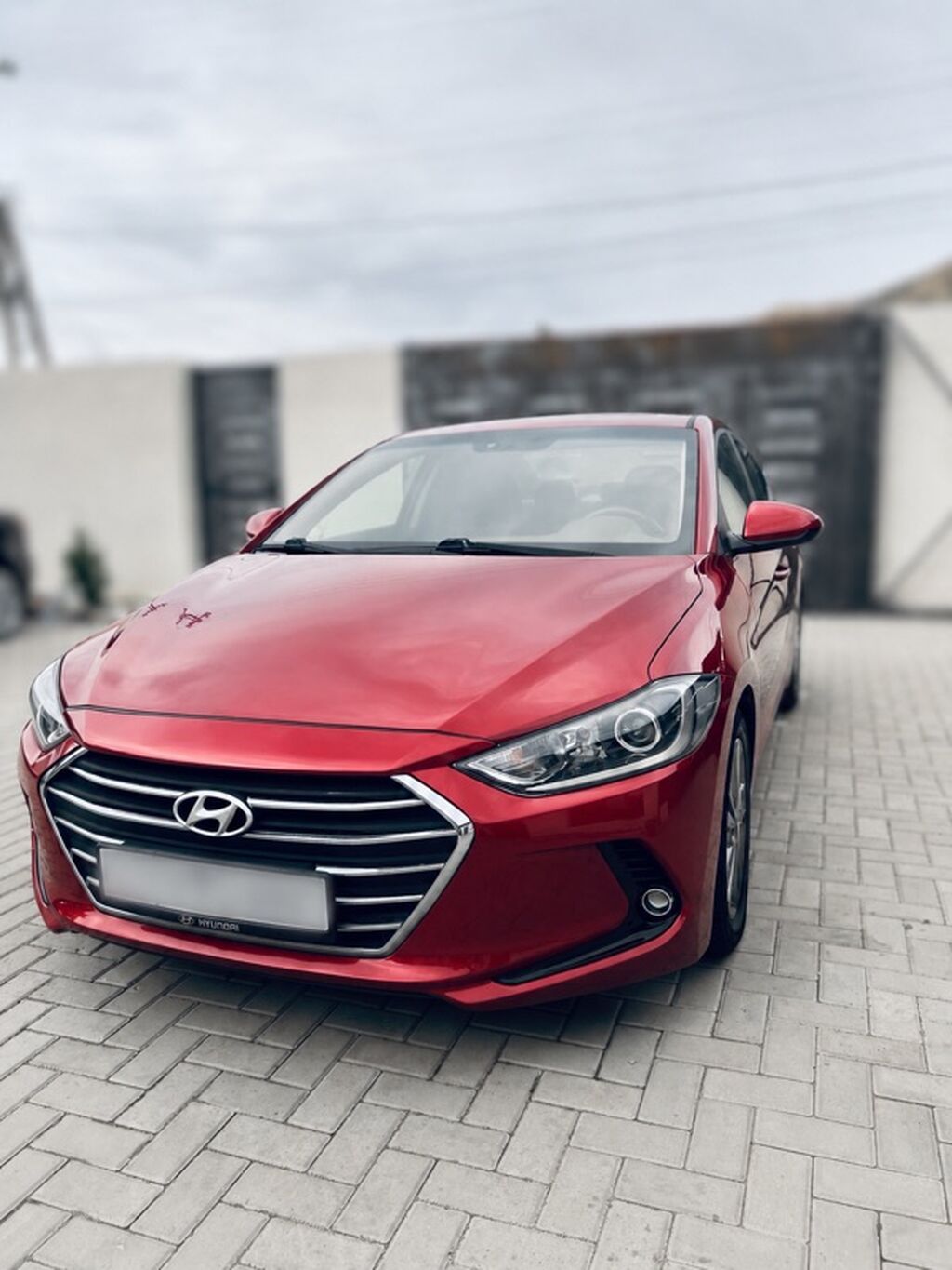 Hyundai Elantra: 2016 г., 2 л, Автомат, Бензин, Седан: фото 2