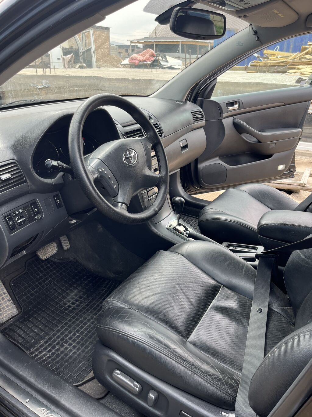 Toyota Avensis: 2007 г., 2.4 л, Автомат, Бензин, Универсал: фото 2