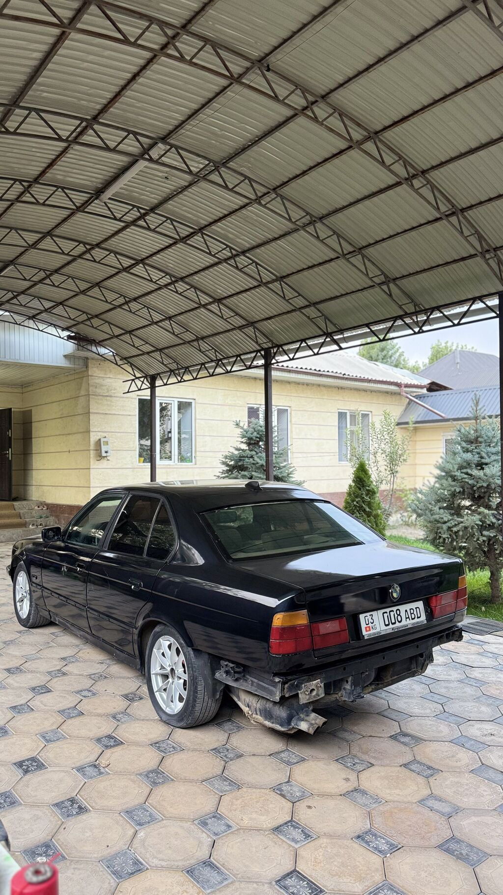 BMW 5 series: 1992 г., 2.5 л, Механика, Бензин, Седан: фото 3