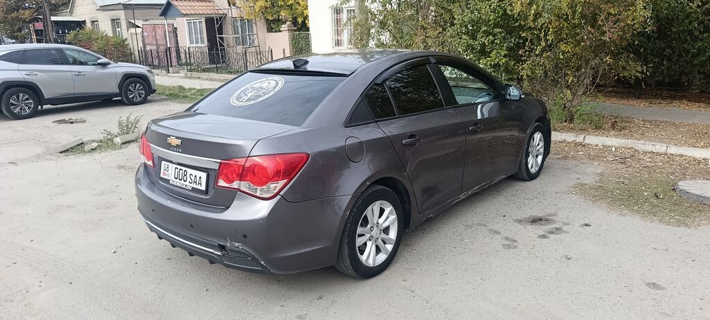 Chevrolet Cruze: 2014 г., 1.8 л, Бензин, Седан: фото 2
