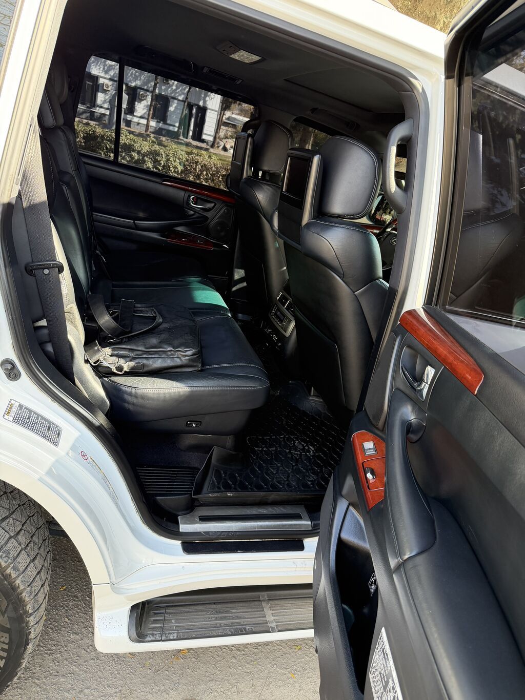 Lexus LX: 2014 г., 5.7 л, Автомат, Бензин, Внедорожник: фото 5