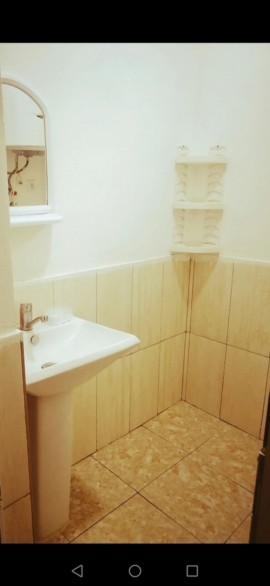 90 kv. m, 3 otaqlı, Qaz, İşıq, Su
