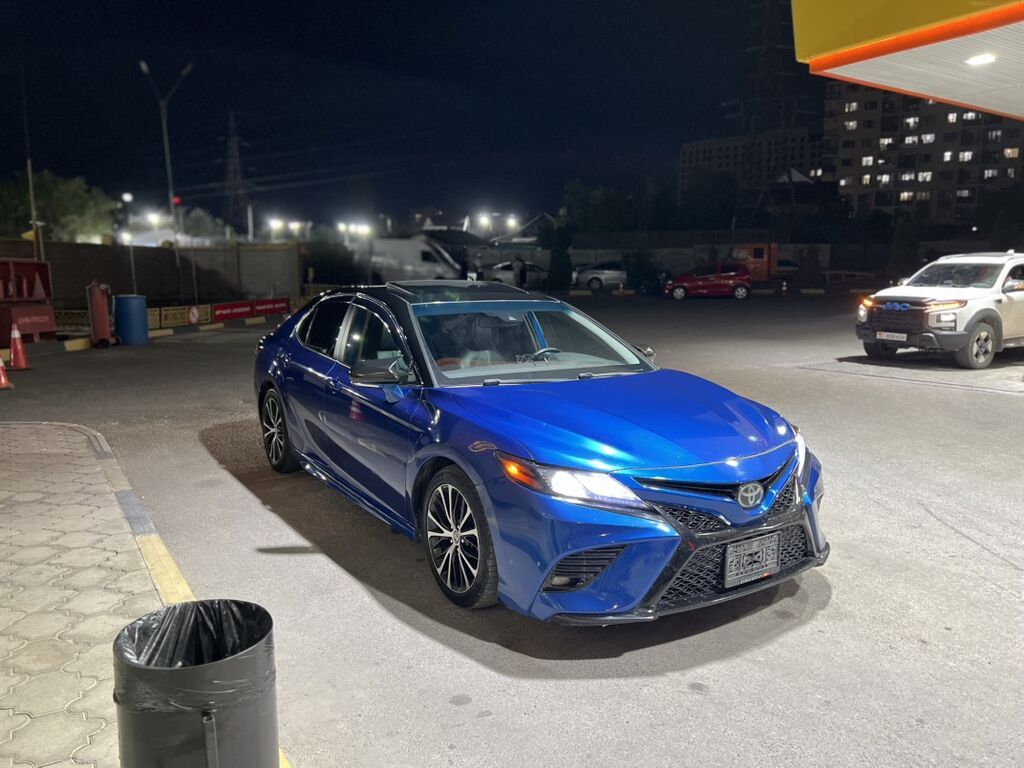 Toyota Camry: 2020 г., 2.5 л, Автомат, Бензин, Седан: фото 6