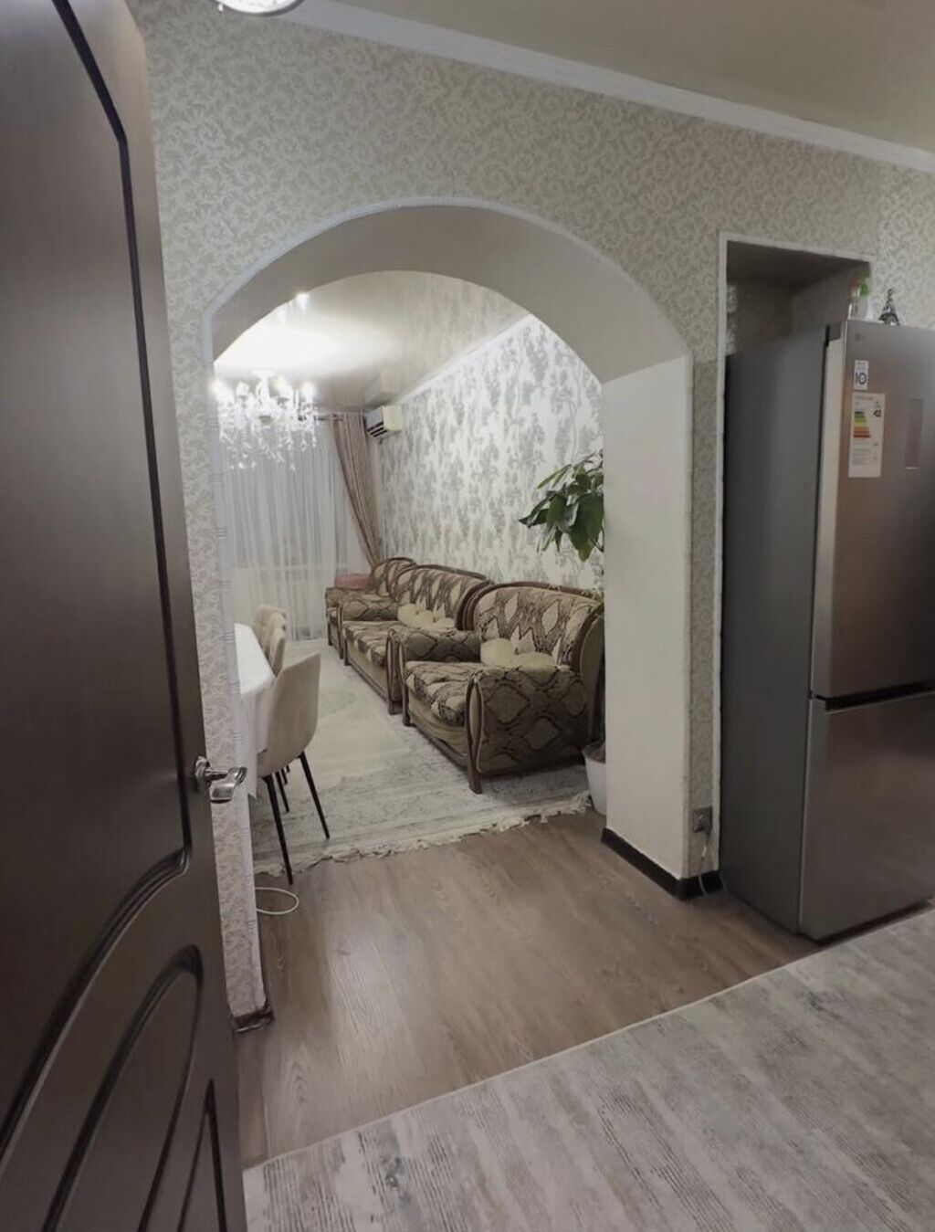 3 комнаты, 65 м², Индивидуалка, 2 этаж, Евроремонт: фото 3