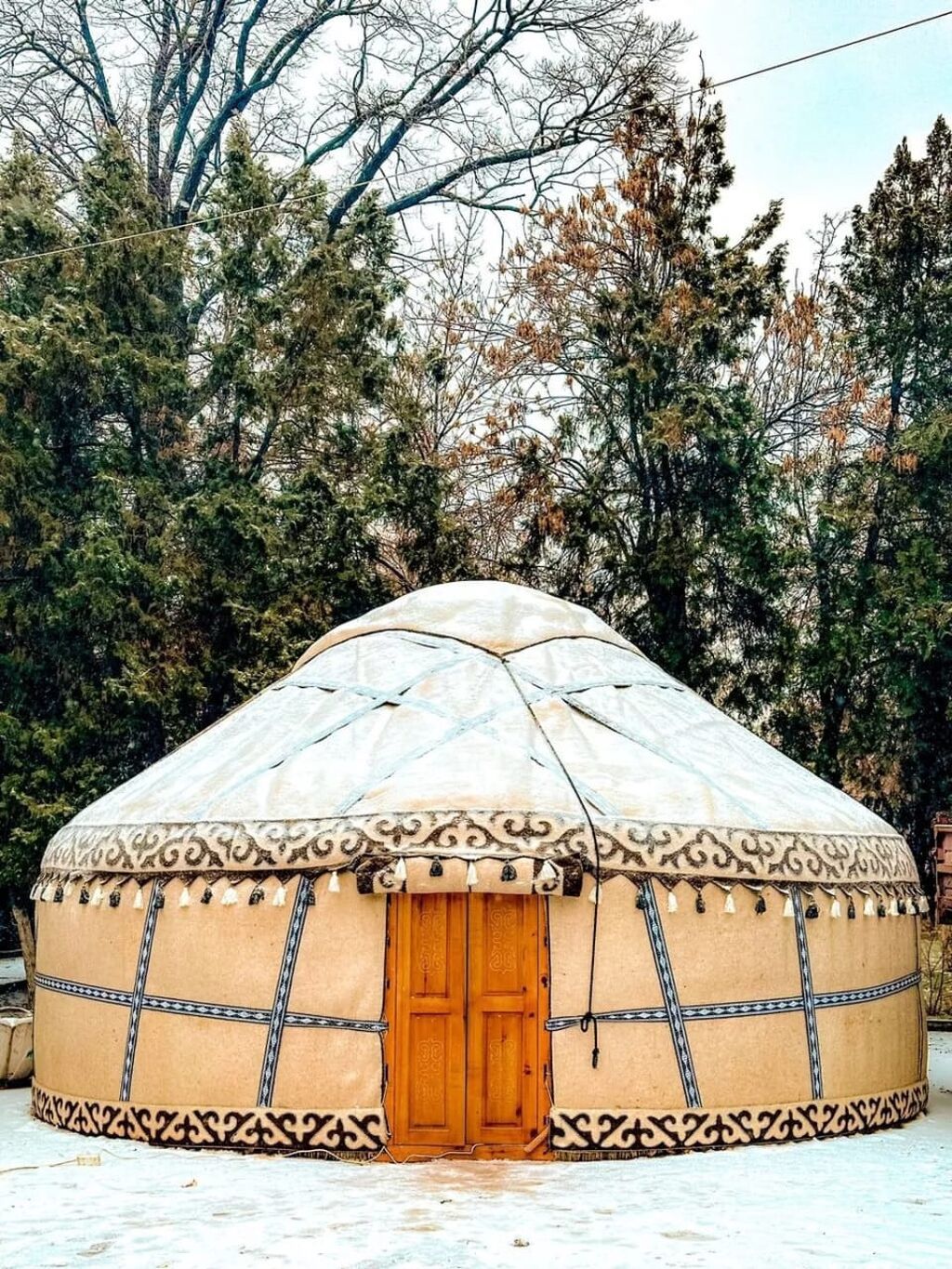 Аренда юрты, Каркас Деревянный, 85 баш, Стол — фото 7