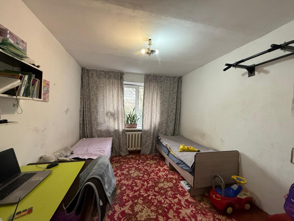 3 комнаты, 51 м², Индивидуалка, 1 этаж, Старый ремонт: фото 3
