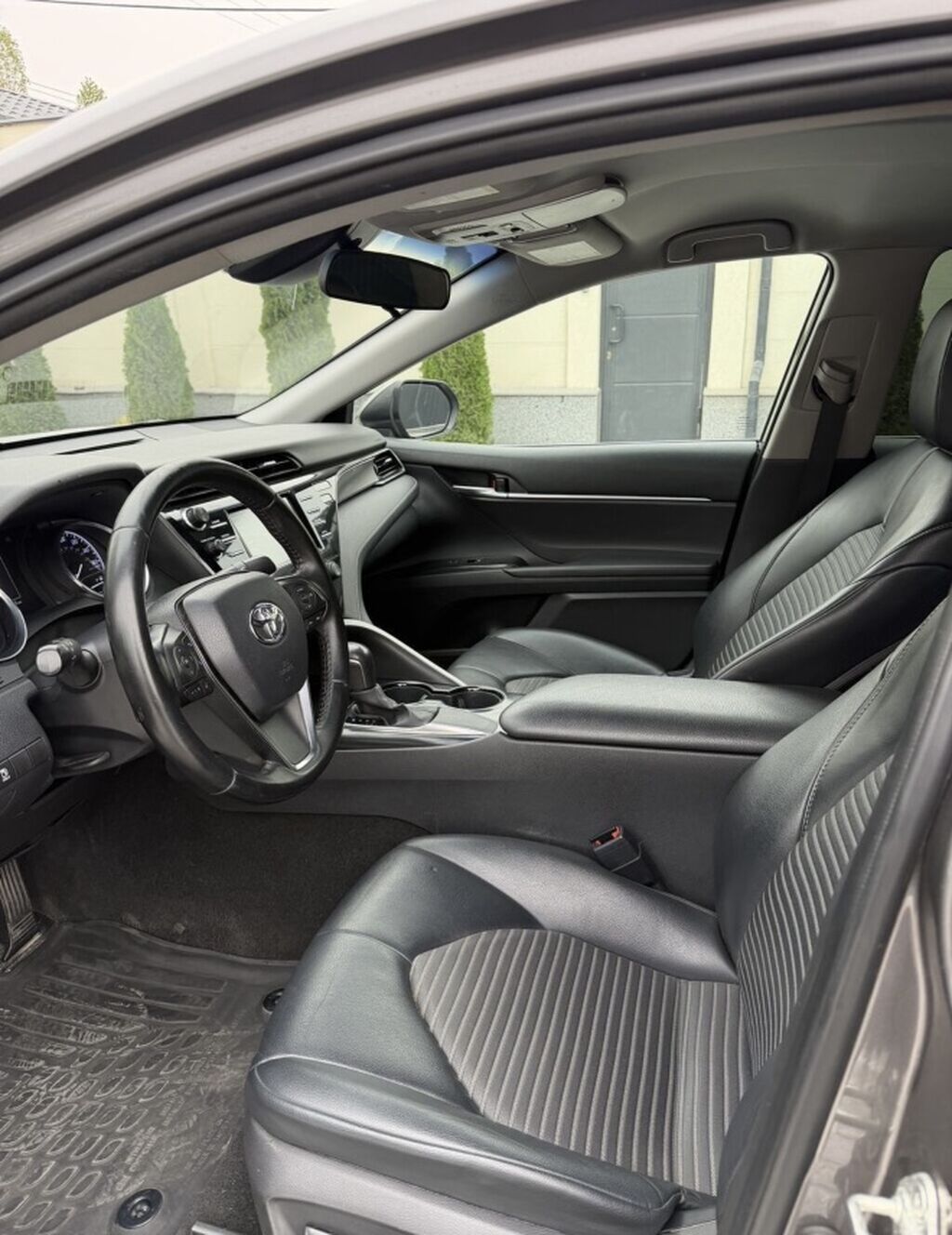 Toyota Camry: 2020 г., 2.5 л, Автомат, Бензин, Седан: фото 6