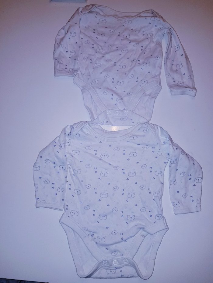 Dečiji Topići I Majice: Mathercare bodici vem 6 Do 9 meseci. cena je za oba na lalafo.rs Mathercare bodici vem 6 Do 9 meseci. cena je za oba - Beograd