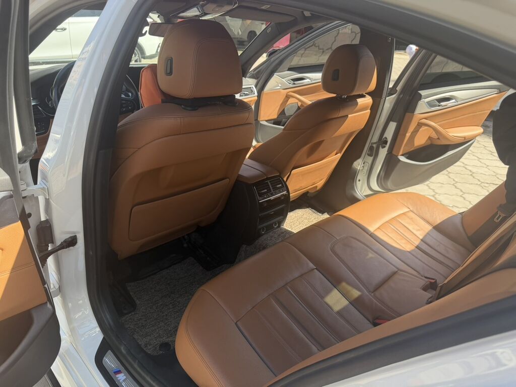 BMW 5 series: 2017 г., 2 л, Автомат, Бензин, Седан: фото 6