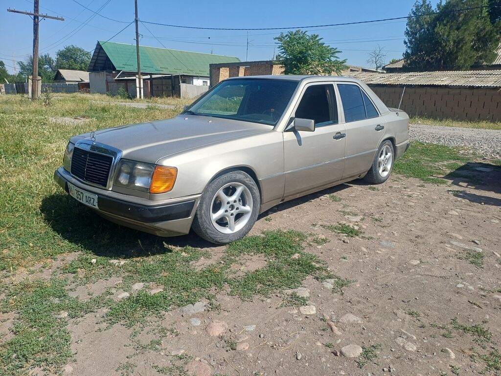 Mercedes-Benz W124