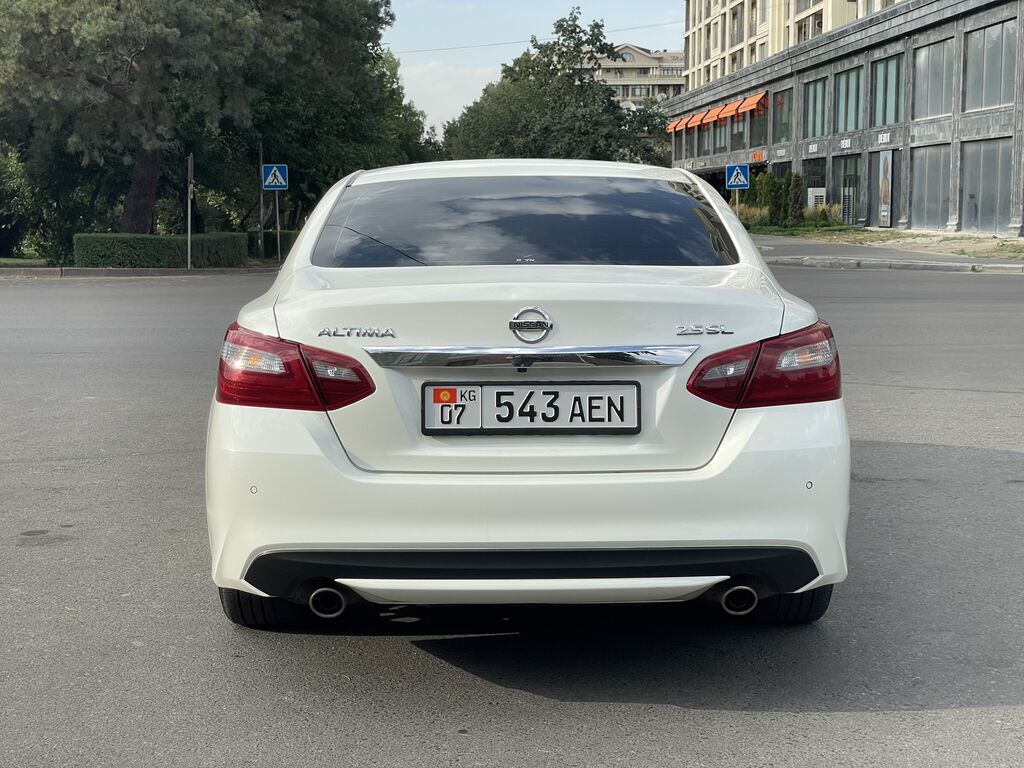 Nissan Altima: 2018 г., 2.5 л, Вариатор, Бензин, Седан: фото 6
