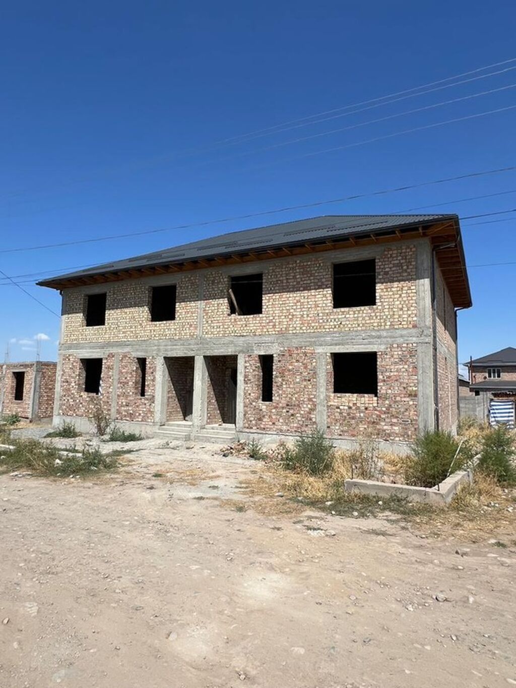 Срочно! Продаются 2 таунхауса, стоимость каждого 125 000$.Рухий: фото 2