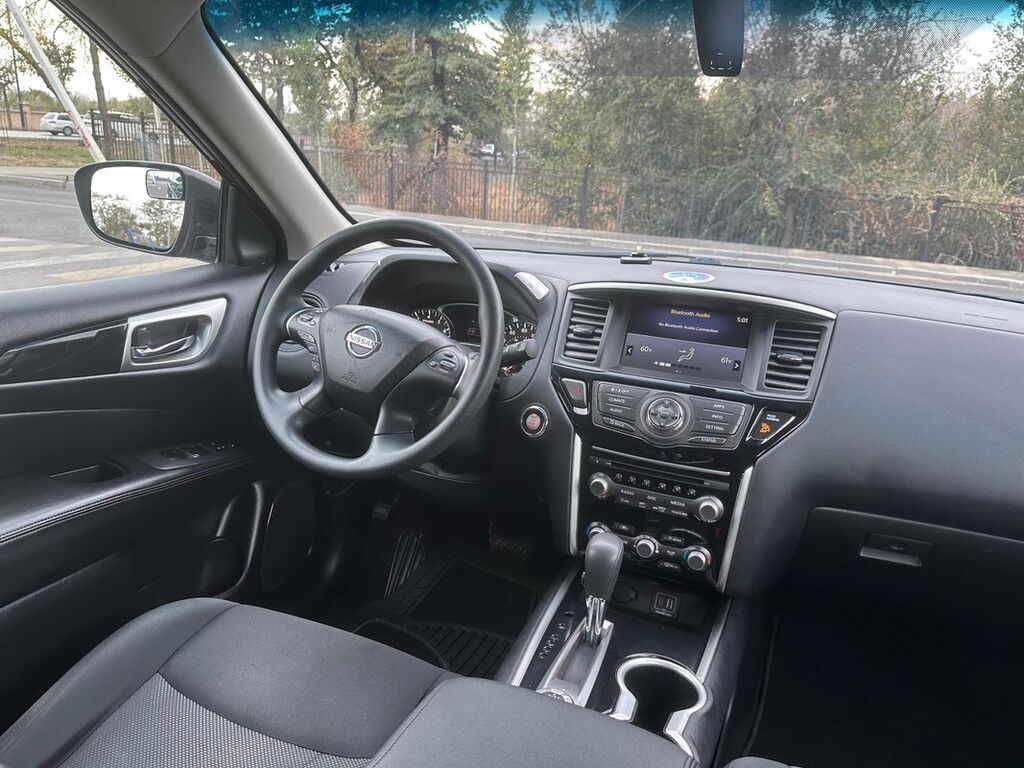Nissan Pathfinder: 2020 г., Внедорожник: фото 6