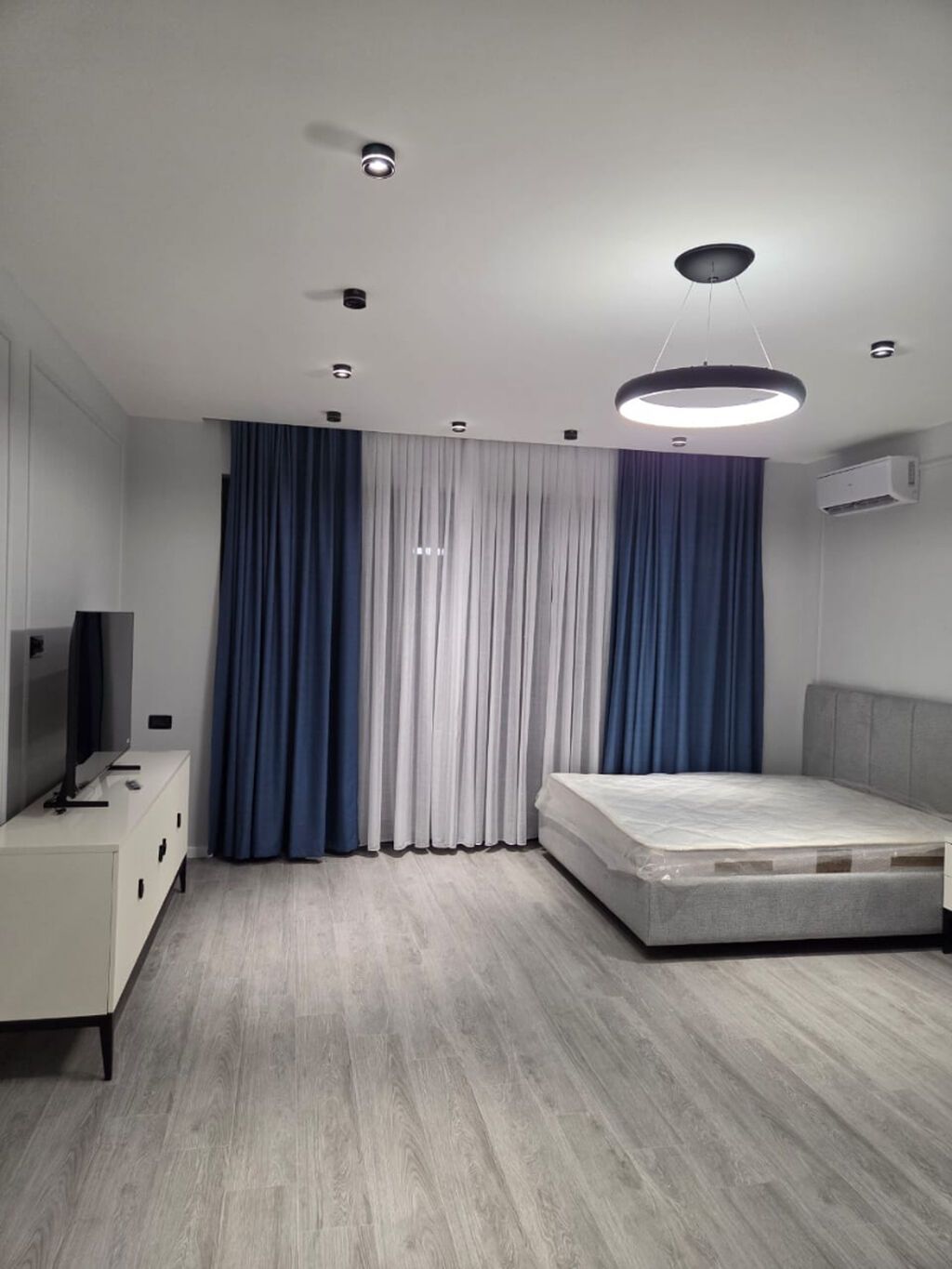 1 otaqlı, Yeni tikili, 57 kv. m