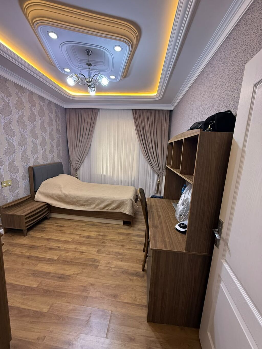3 otaqlı, 156 kv. m, Kredit yoxdur, Yeni təmirli
