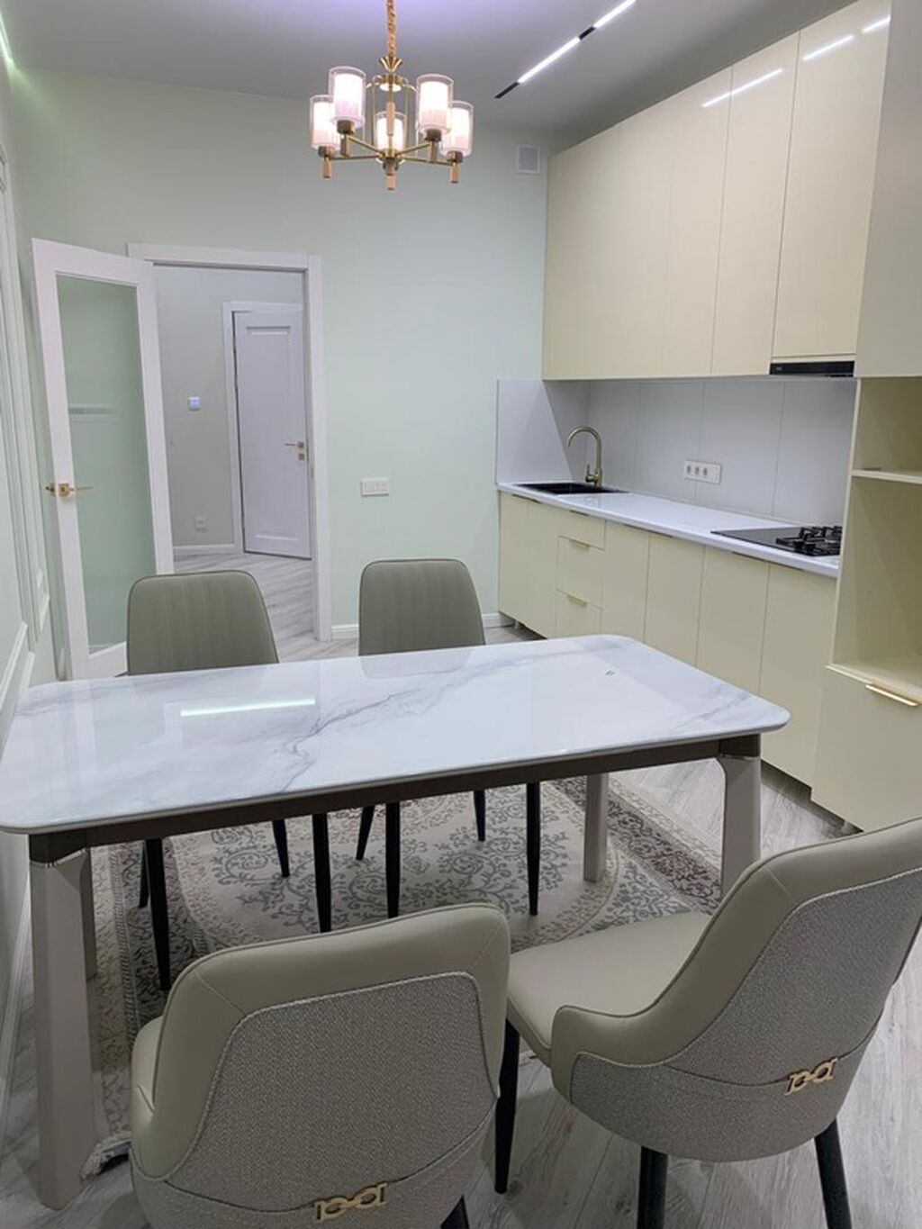 2 комнаты, 77 м², Асанбай мкр Элитка, 2 этаж, Дизайнерский ремонт: фото 2