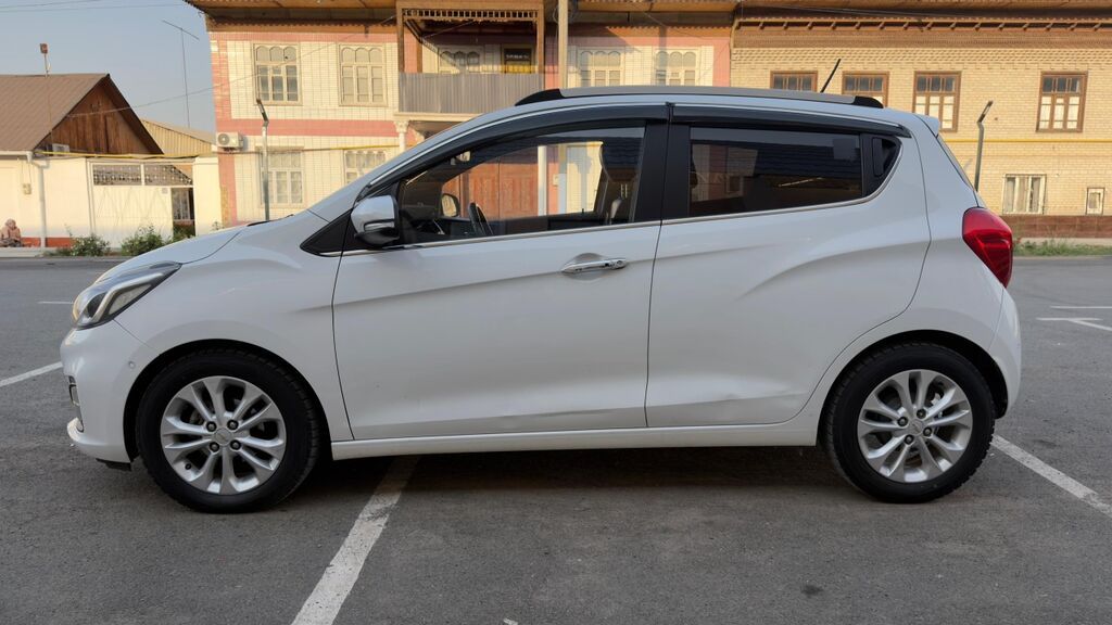 Chevrolet Spark: 2019 г., 1 л, Автомат, Бензин, Хэтчбэк: фото 6
