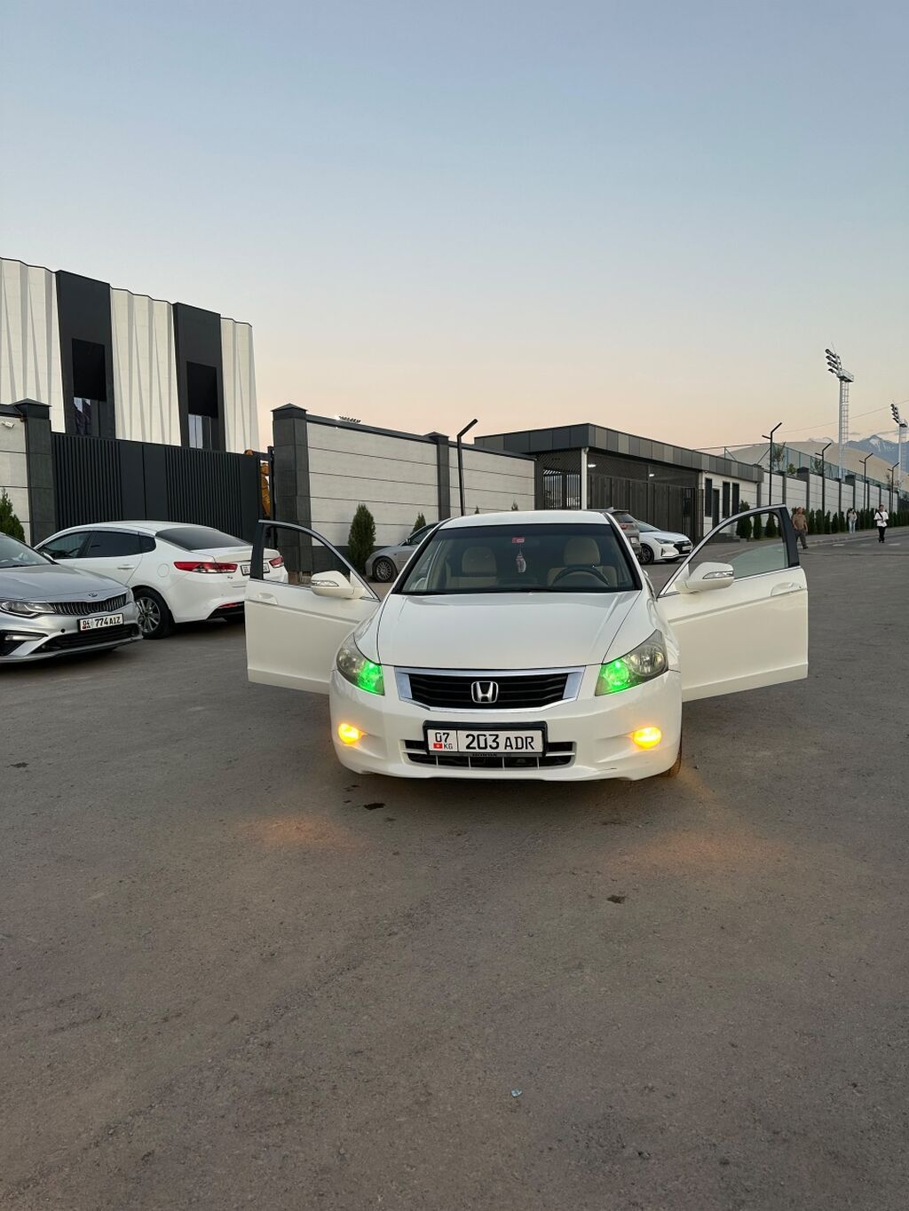 Honda Accord: 2008 г., 2.4 л, Автомат, Бензин, Седан: фото 8