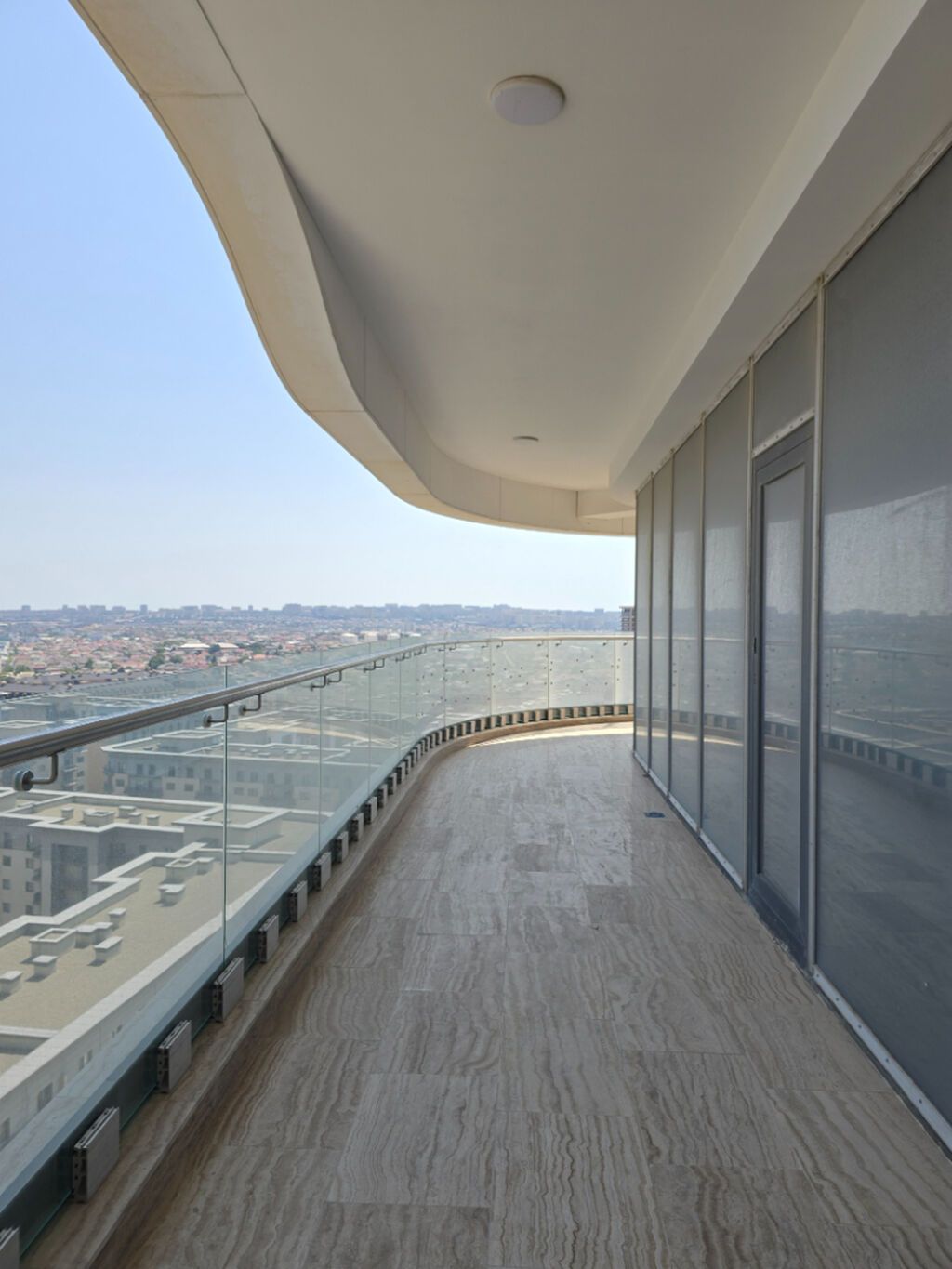 Ağ şəhər, 3 otaqlı, Yeni tikili, m. Xətai, 178 kv. m