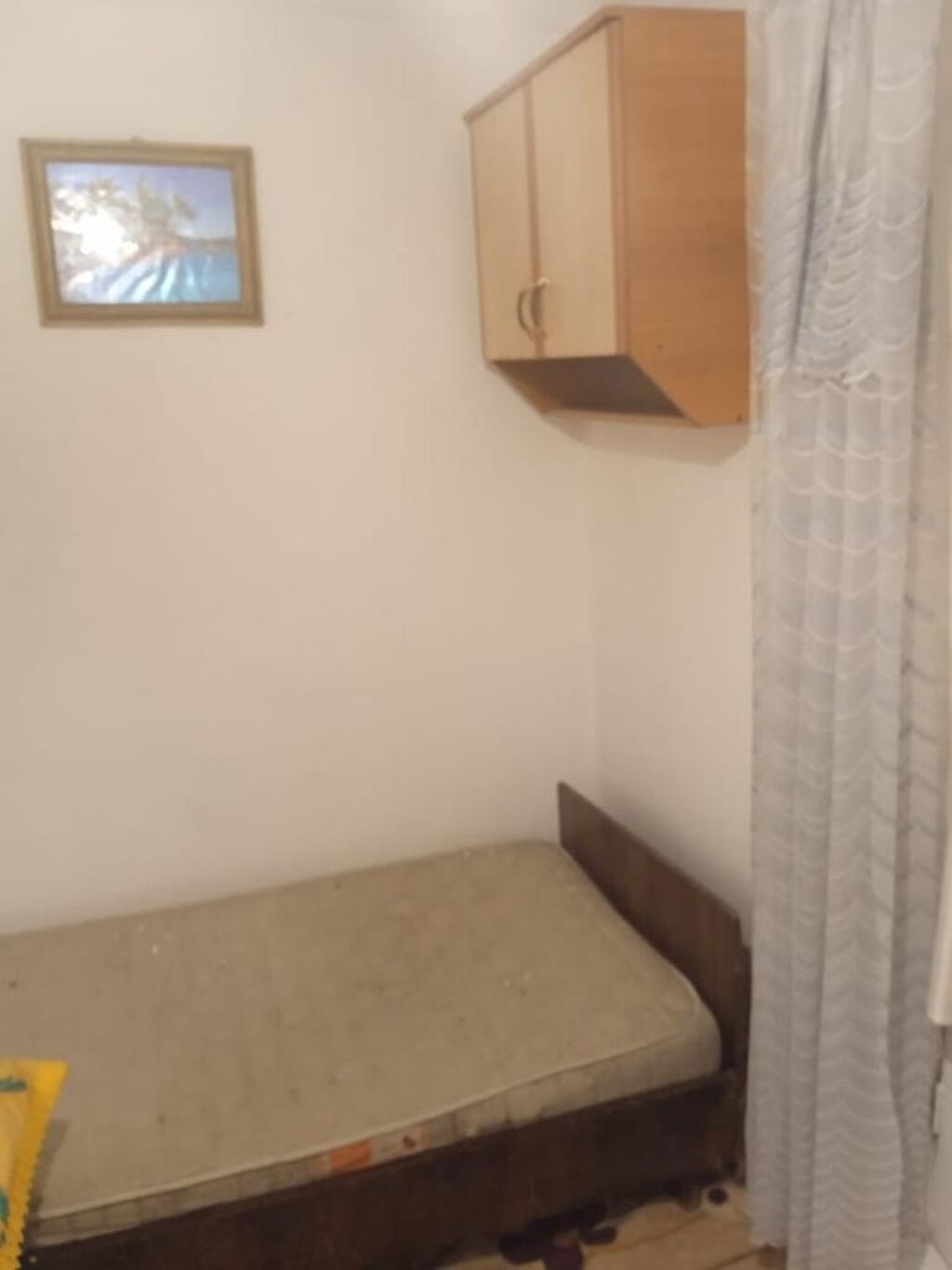 7 otaqlı, 200 kv. m, Orta təmir