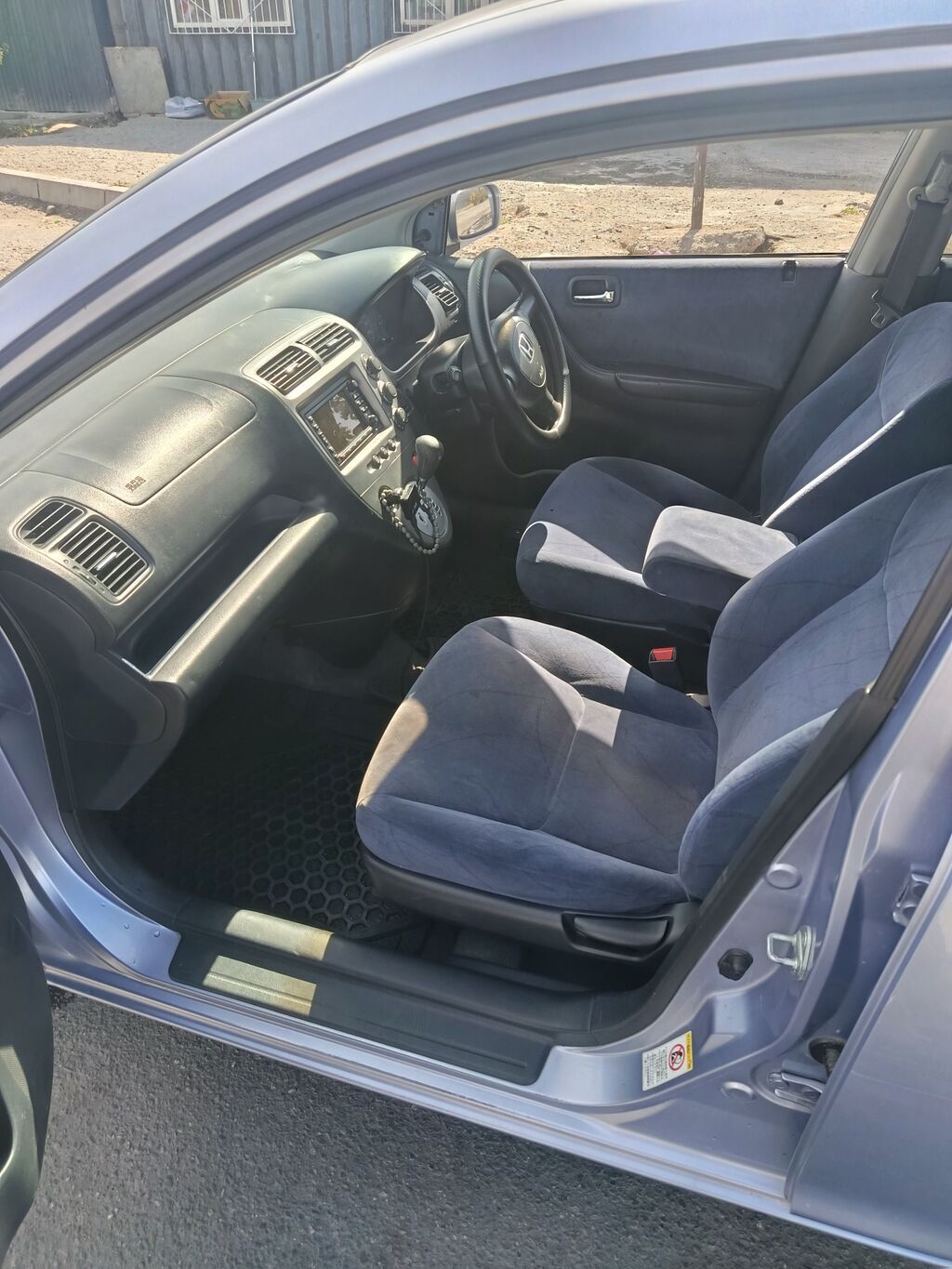 Honda Civic: 2002 г., 1.7 л, Механика, Бензин, Хэтчбэк: фото 5