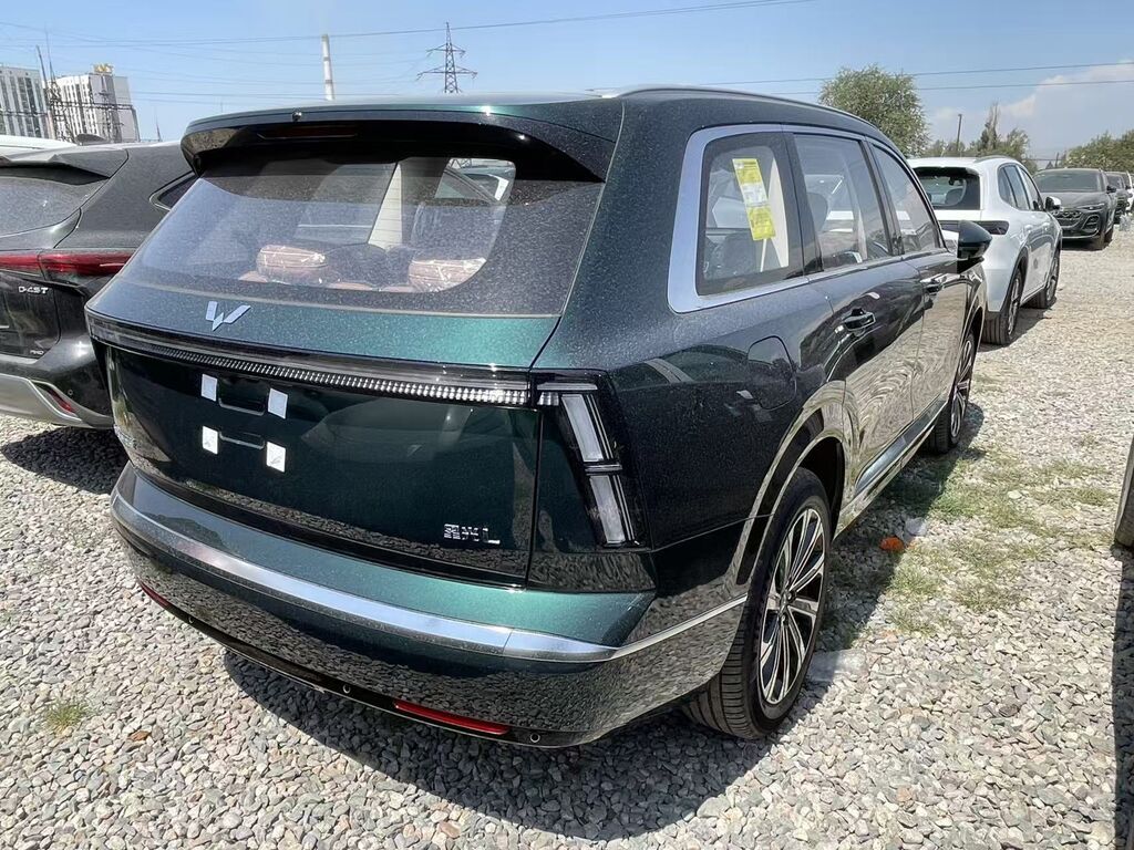 Wuling Starlight L — просторный 7‑местный семейный минивэн/кросс-вэн в: фото 7