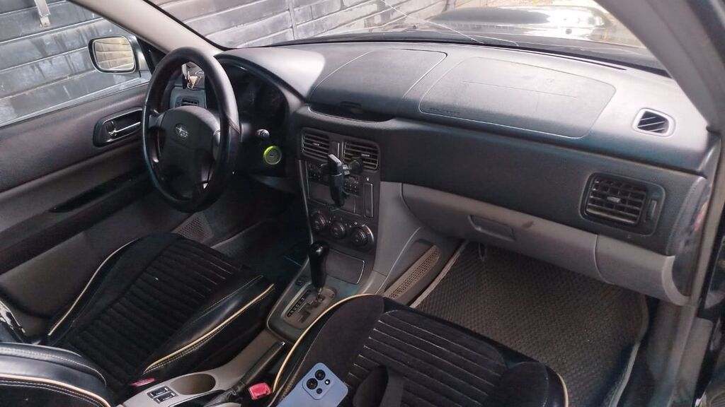 Subaru Forester: 2004 г., Бензин, Кроссовер: фото 5