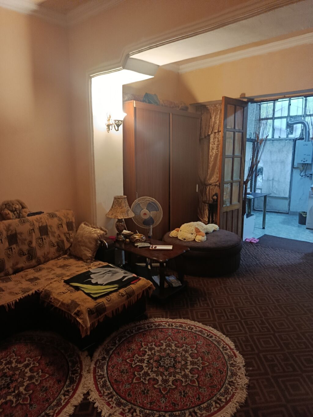 28 May 2 otaqlı, 65 kv. m, Orta təmir