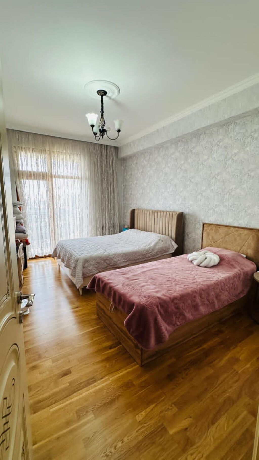 3 otaqlı, Yeni tikili, 105 kv. m