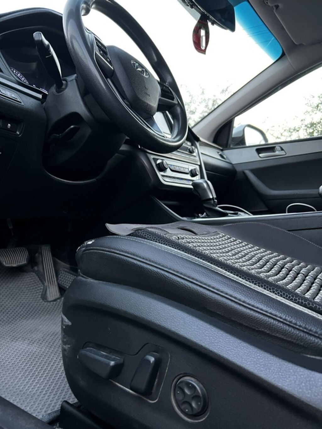 Hyundai Sonata: 2019 г., 2 л, Автомат, Газ, Седан: фото 7