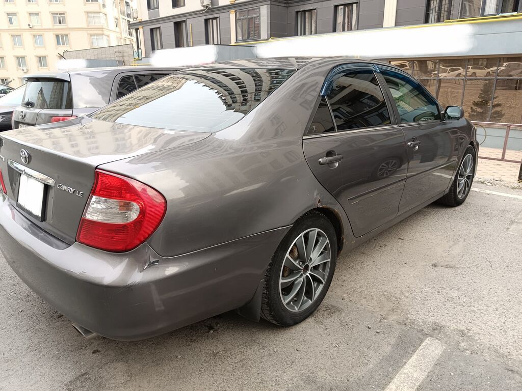 Toyota Camry: 2002 г., 2.4 л, Автомат, Бензин, Седан — фото 3
