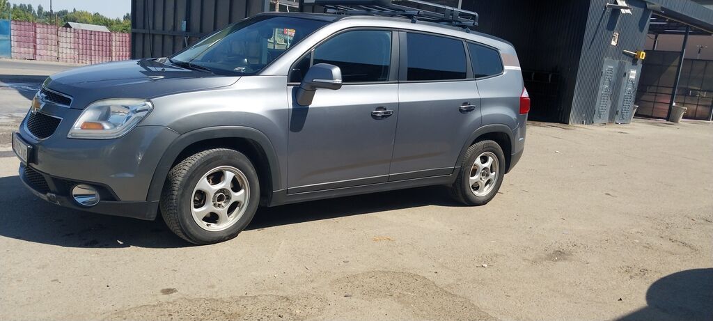 Chevrolet Orlando: 2016 г., 2 л, Автомат, Газ, Минивэн: фото 5
