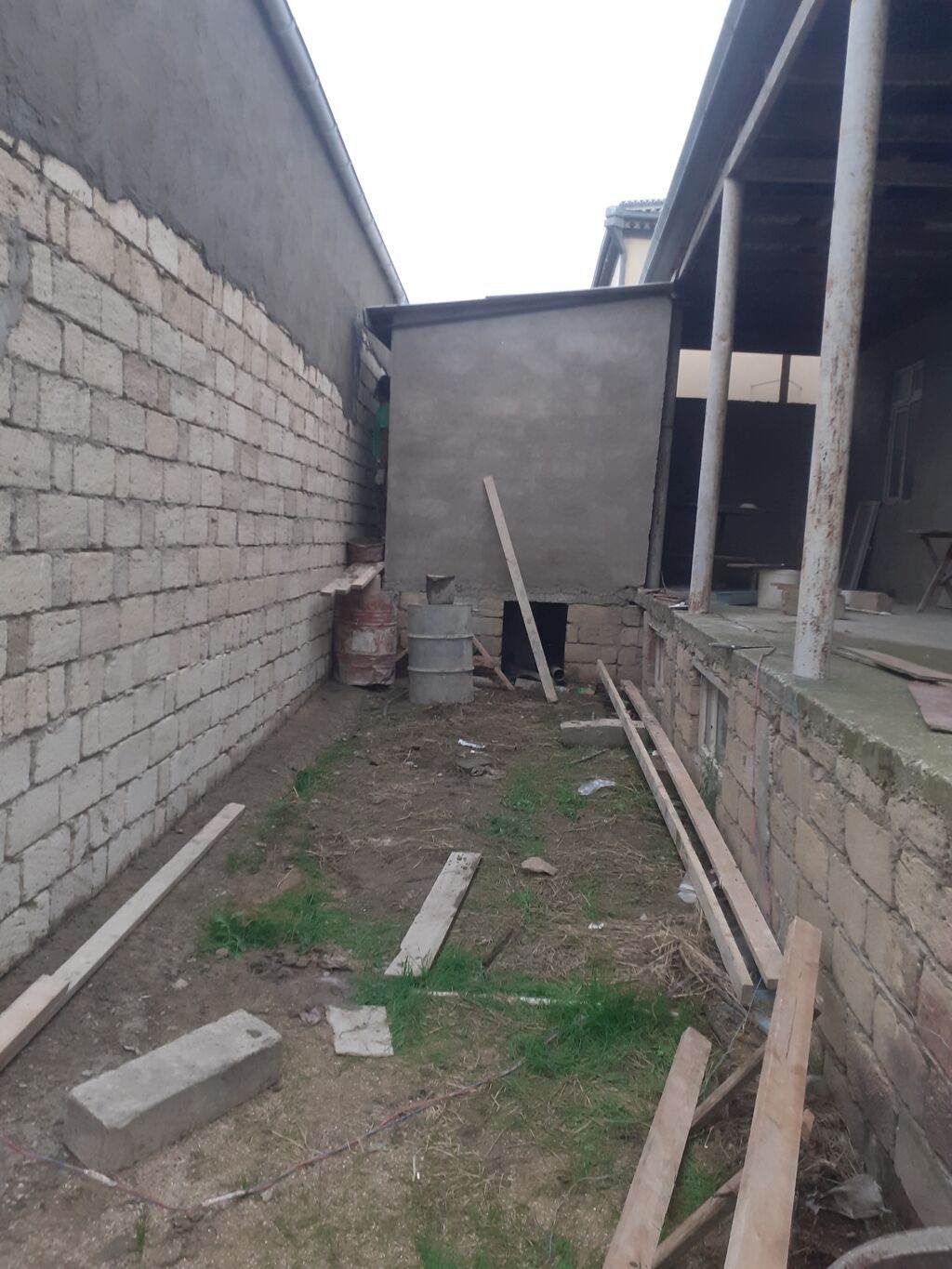 5 otaqlı, 100 kv. m, Orta təmir