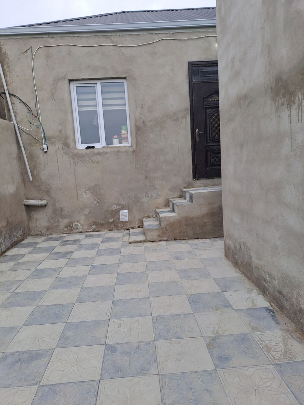 3 otaqlı, 75 kv. m, Yeni təmirli